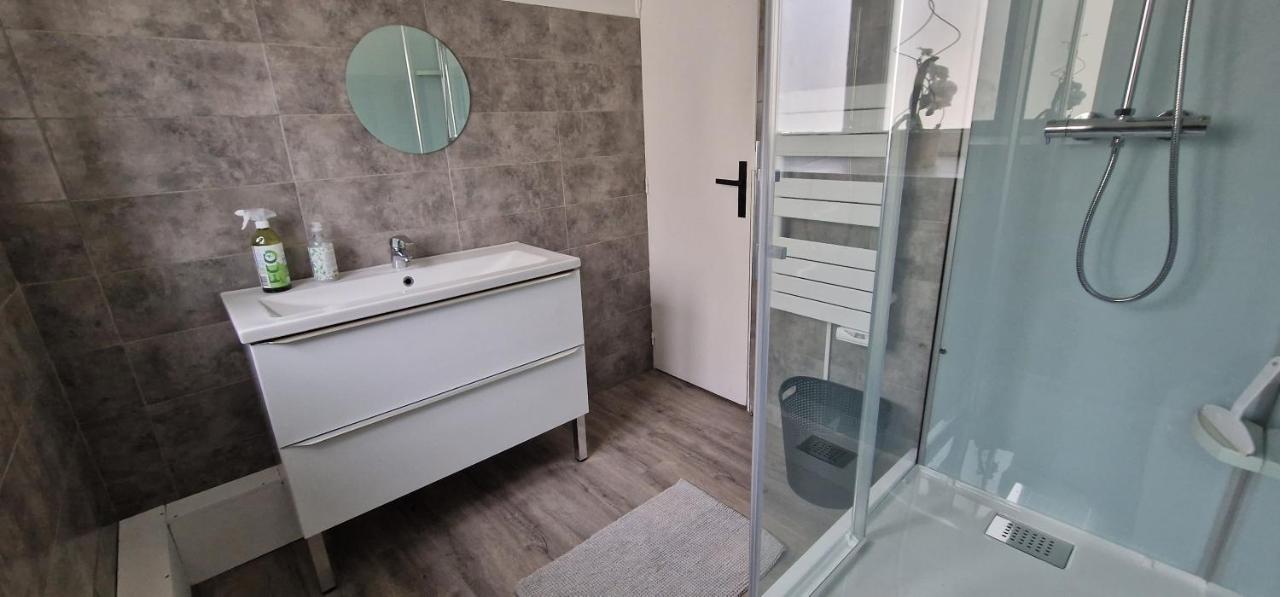 Logement A Deux Pas De La Plage Et Des Commerces 勒特雷波尔 外观 照片